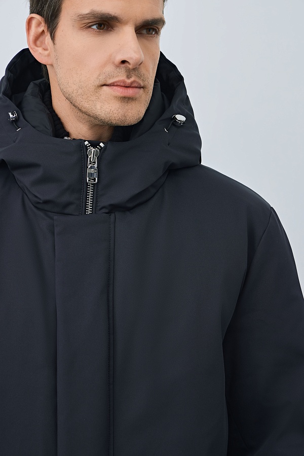 Пуховик синего цвета