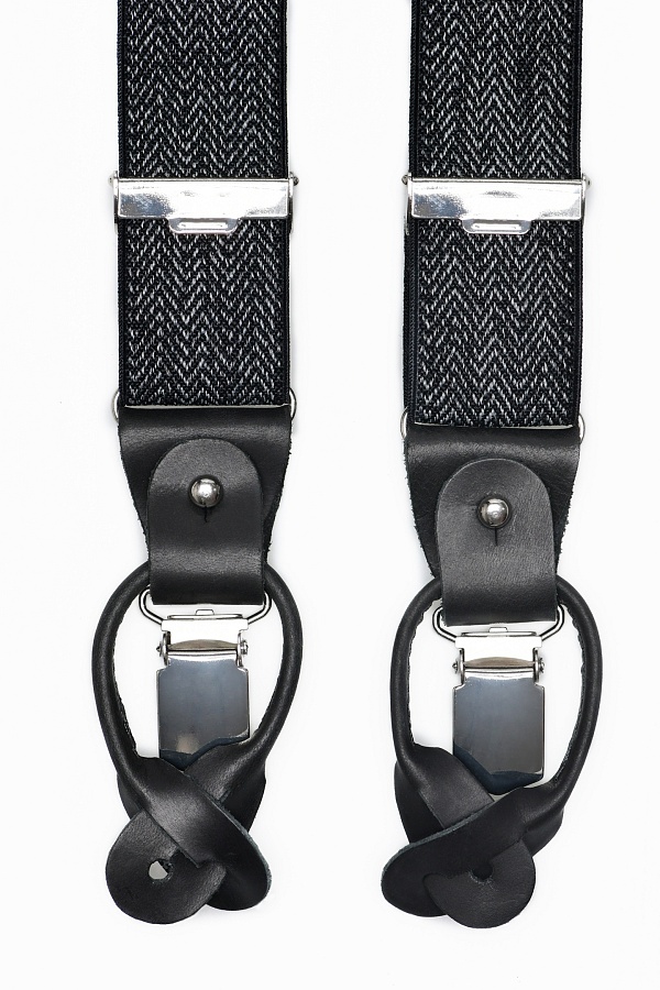 Темно-серые подтяжки в елочку