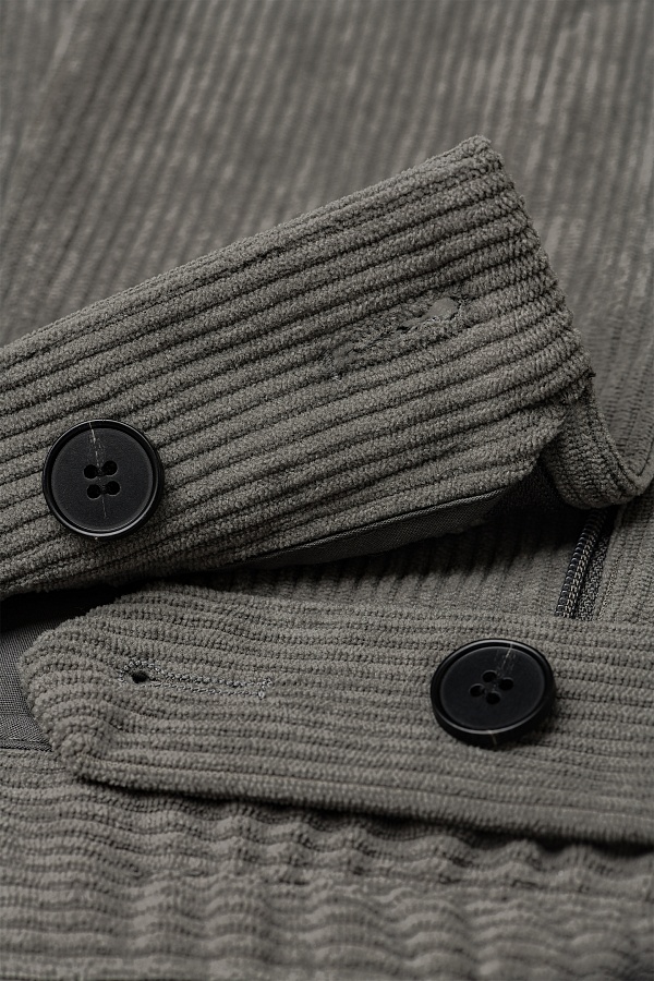 Серые вельветовые брюки