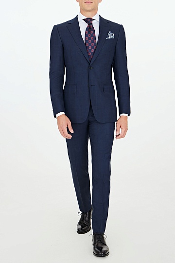 Темно-синий костюм из шерсти