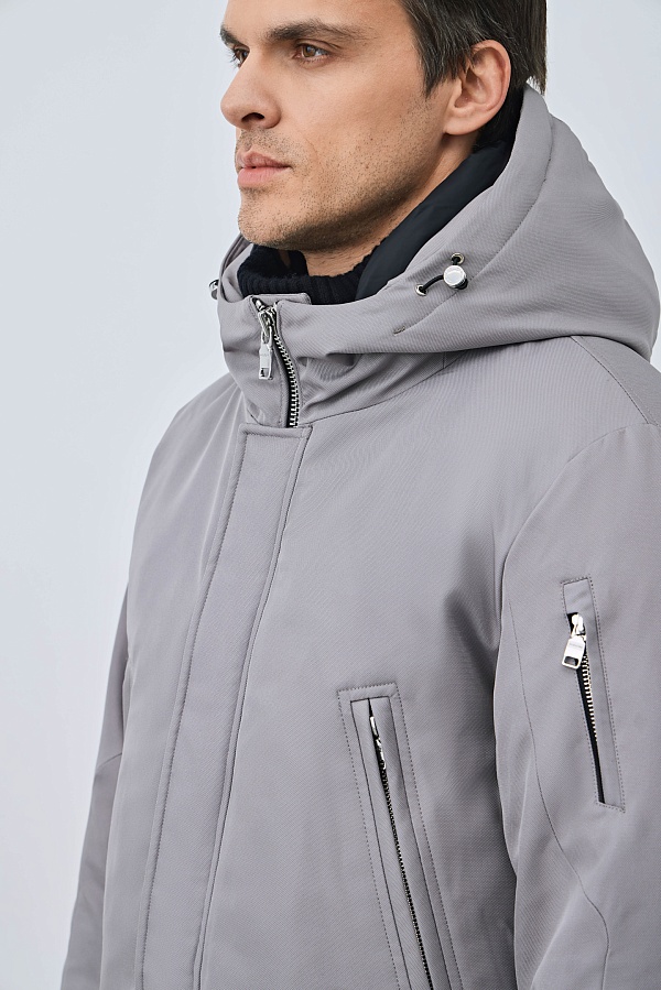 Парка светло-серого цвета