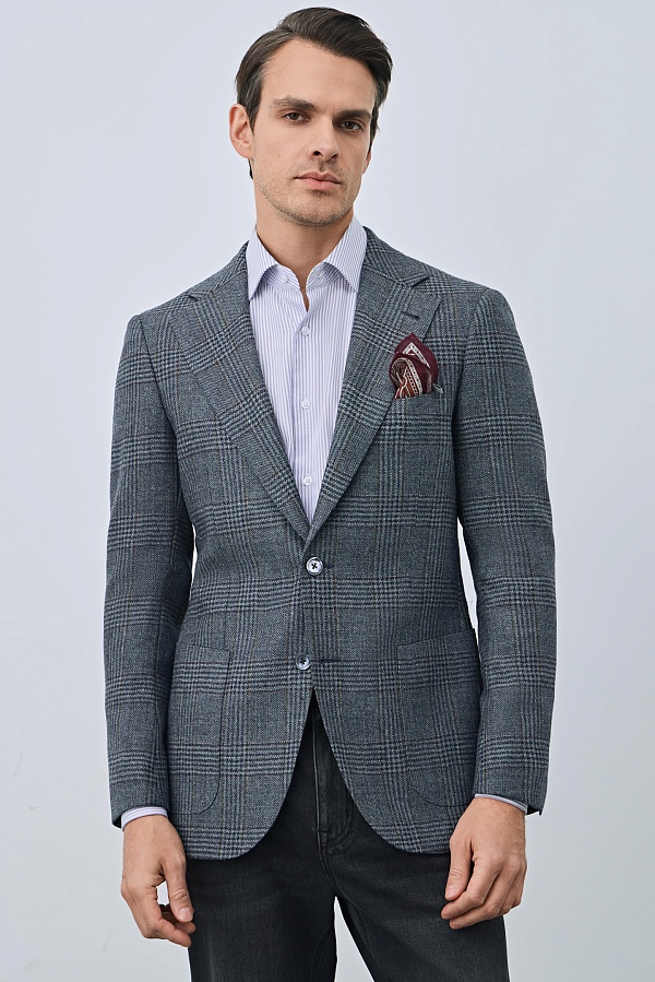 Серый пиджак из шерсти в коричнево-синюю клетку