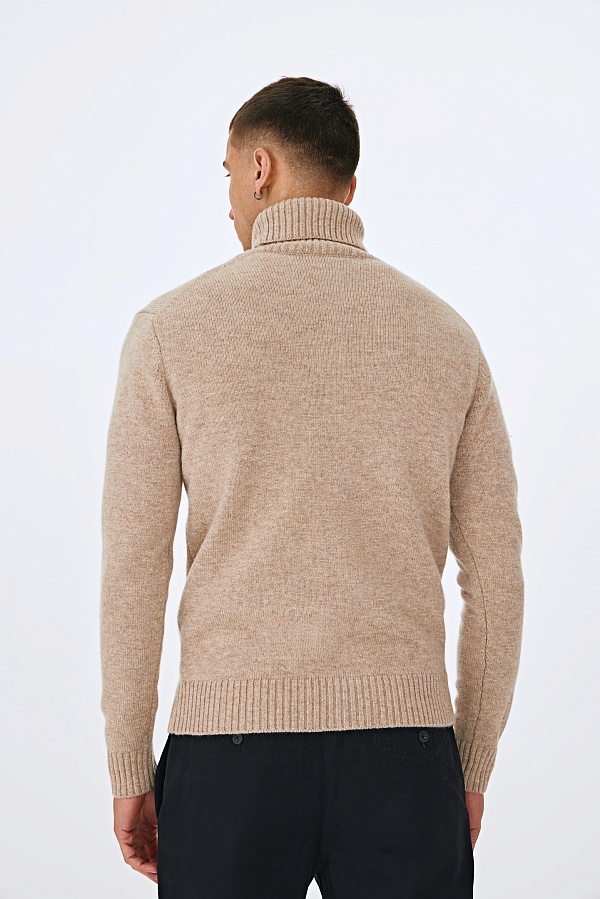 Бежевый свитер с эффектом меланж