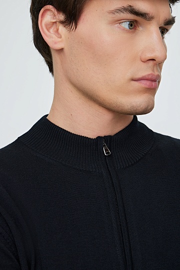 Кардиган черного цвета на молнии