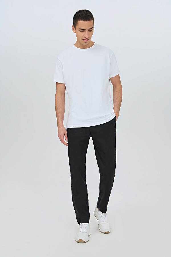 Брюки черного цвета