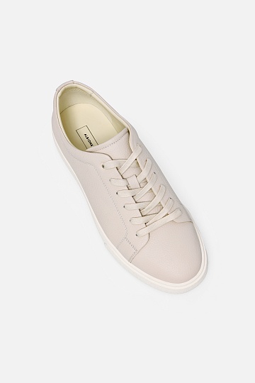 Кеды кремового цвета