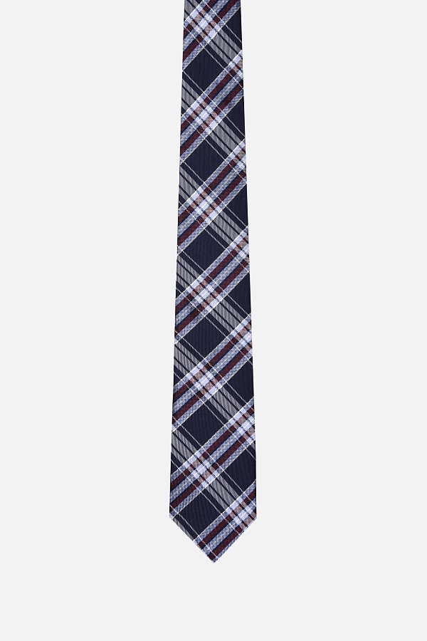 Черный галстук в полоску