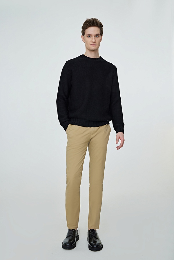 Черный текстурный джемпер