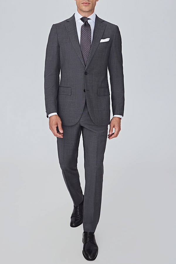 Серый пиджак в мелкую клетку
