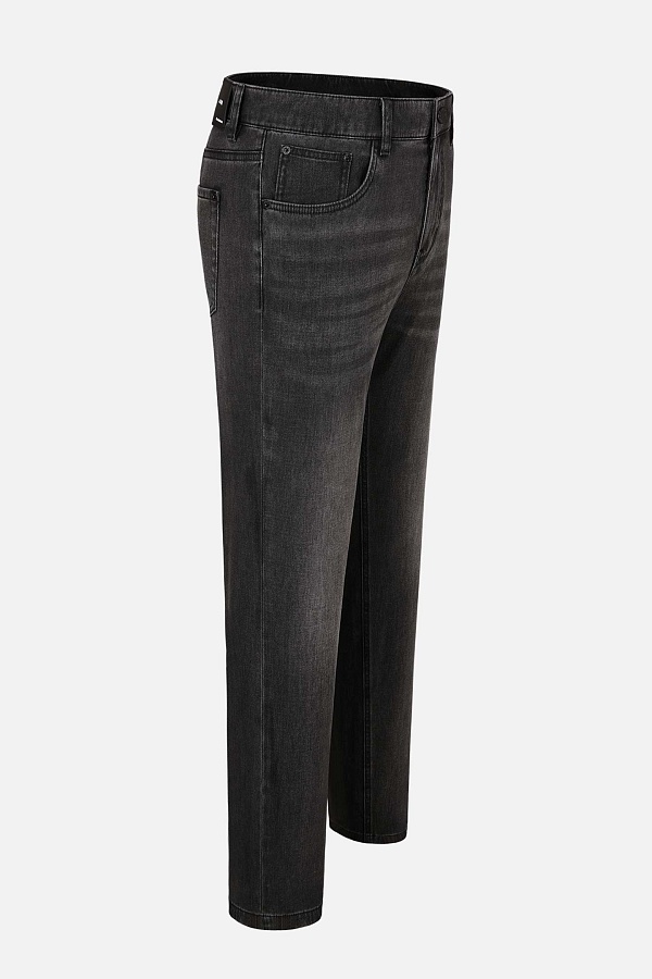 Черные джинсы