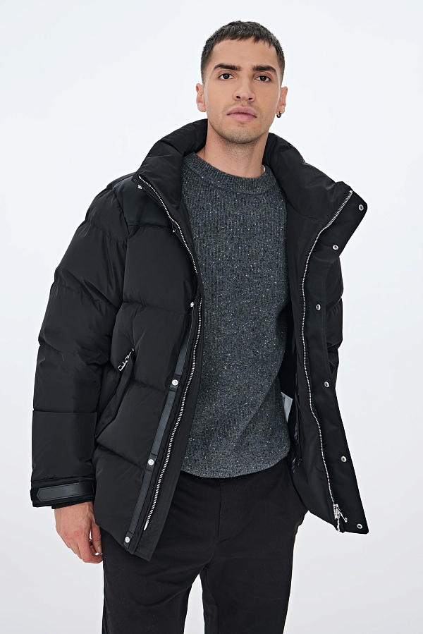 Черная пуховая куртка ADRIAN с капюшоном из натуральной овчины
