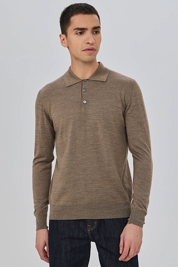 Легкий джемпер с воротником поло светло-коричневого цвета