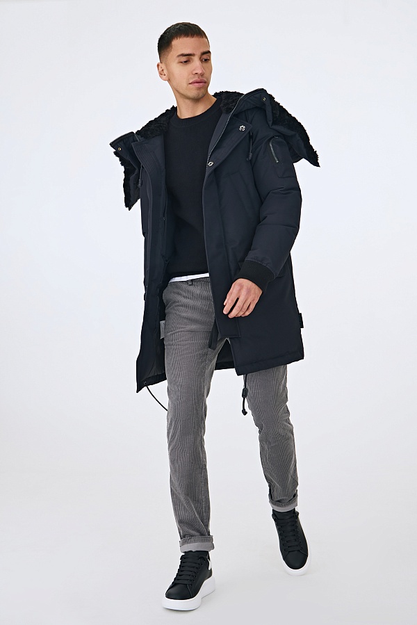 Темно-синяя пуховая парка с мехом