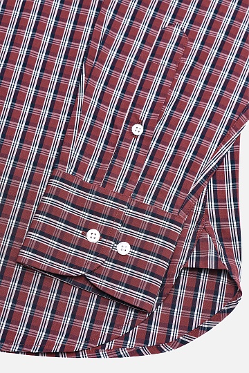 Бордовая рубашка в клетку