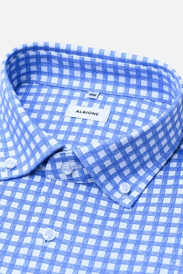 Голубая сорочка в клетку