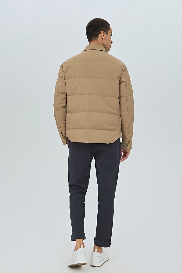 Бежевый ультратонкий пуховик
