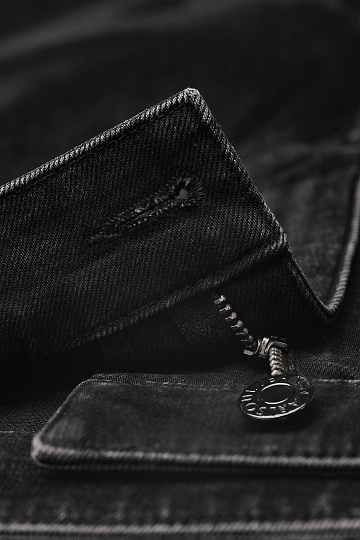 Джинсы черного цвета