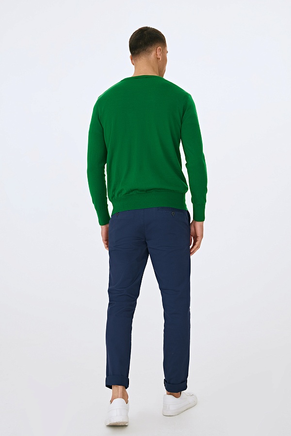 Зеленый джемпер из шерсти