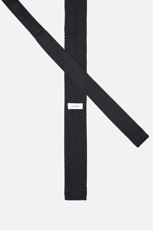 Черный текстурный галстук