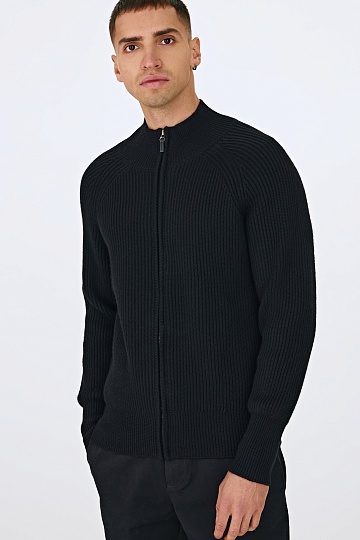 Черный кардиган на молнии