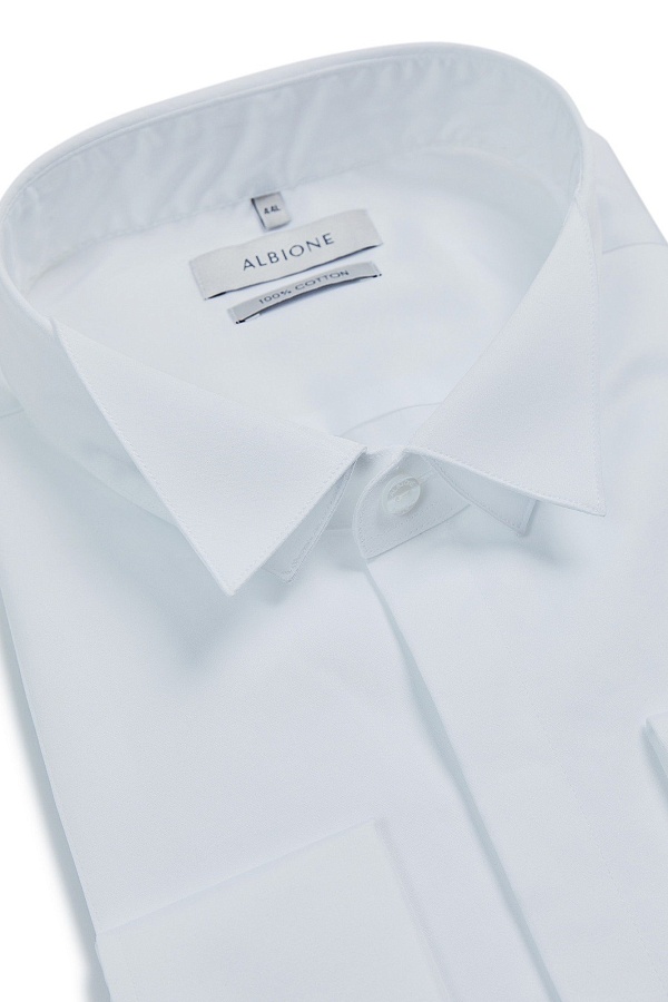 Белая сорочка с двойным воротником