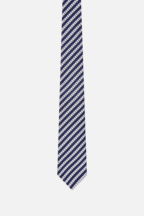 Черный галстук в серую полоску