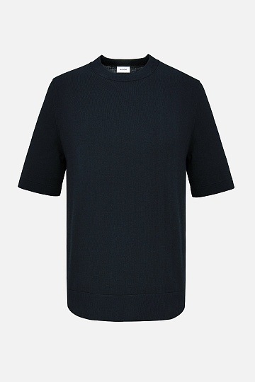 Темно-синяя трикотажная футболка