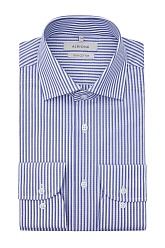 Белая сорочку в голубую полоску