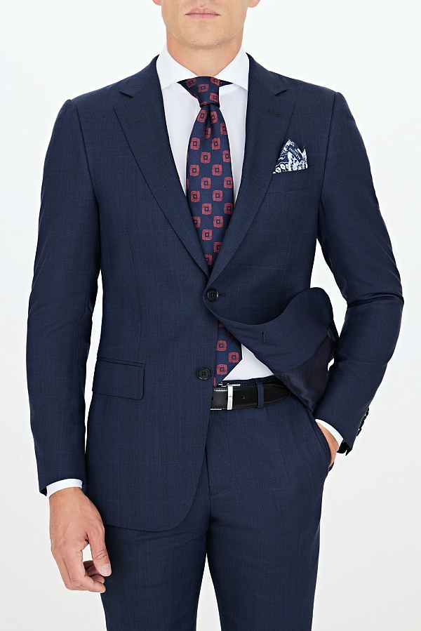Темно-синий костюм из шерсти
