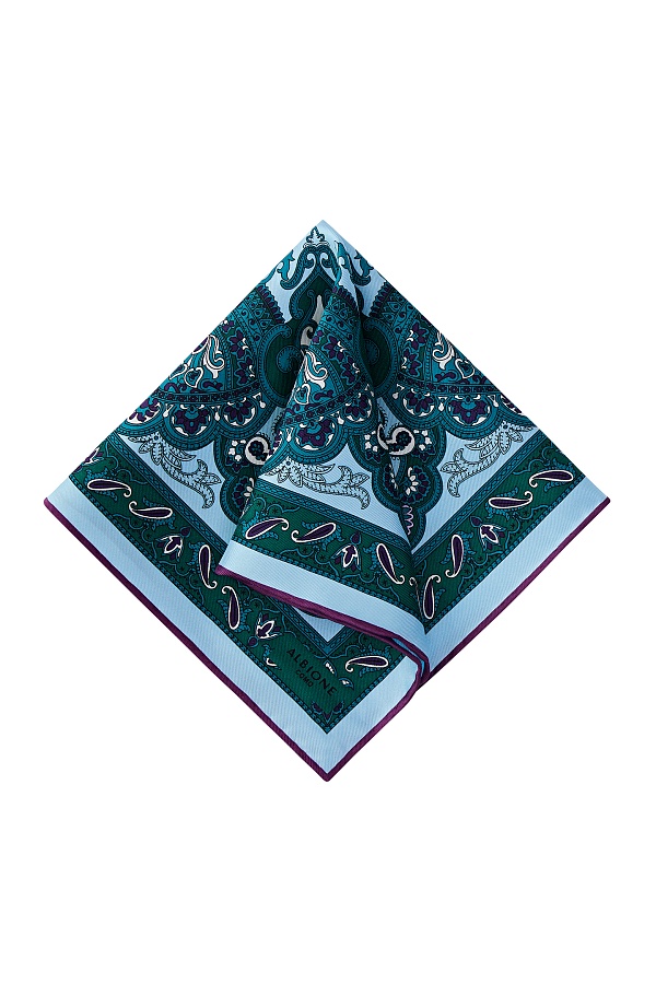 Зелено-голубой платок с орнаментом