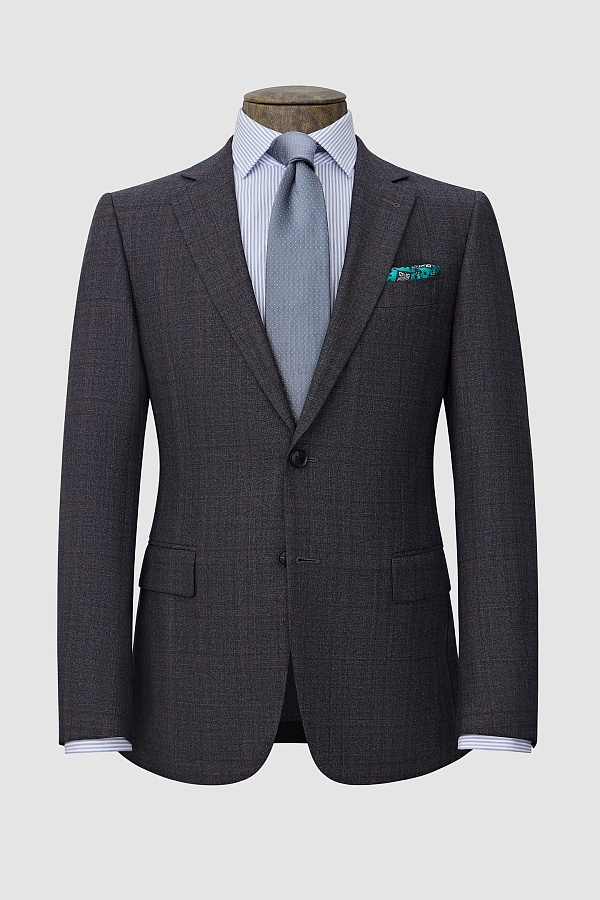 Серый пиджак в клетку