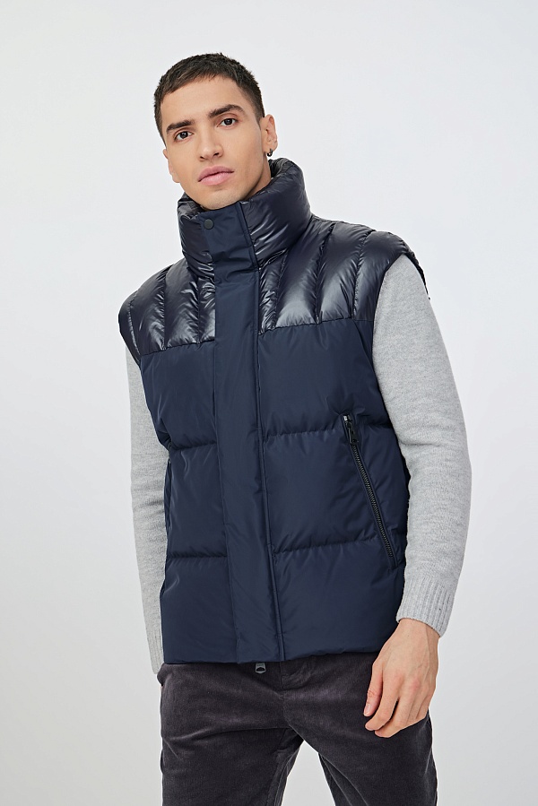 Темно-синий пуховик с отстегивающимися рукавами