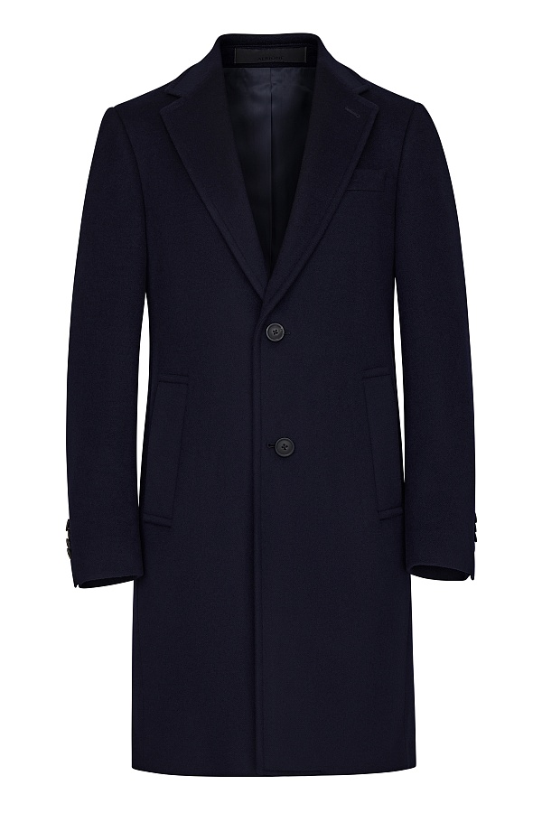 Темно-синее пальто
