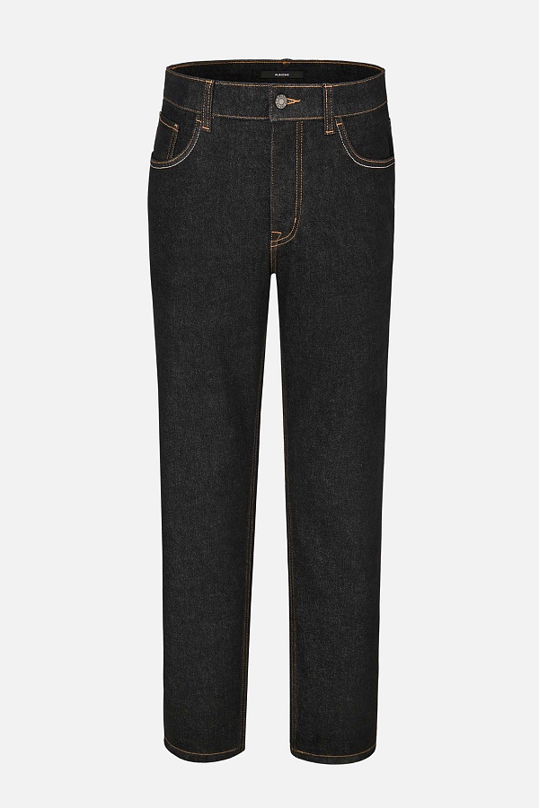 Черные джинсы с контрастной строчкой