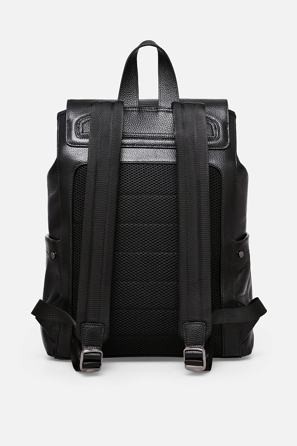Рюкзак черного цвета