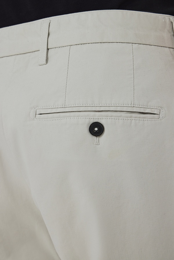 Белые хлопковые брюки