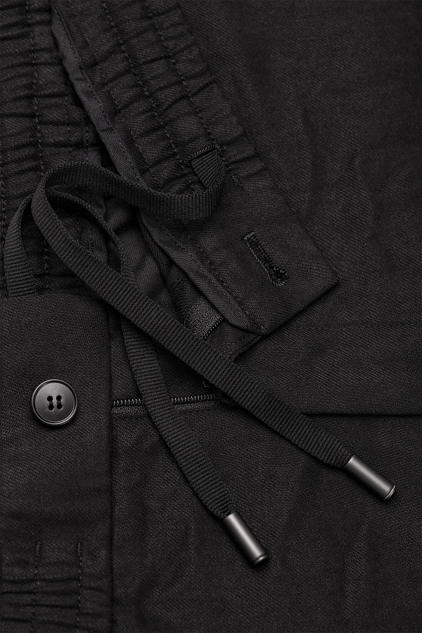 Брюки черного цвета