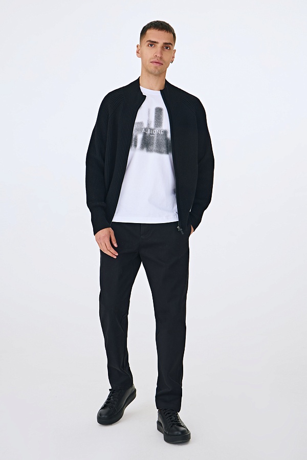 Черный кардиган на молнии